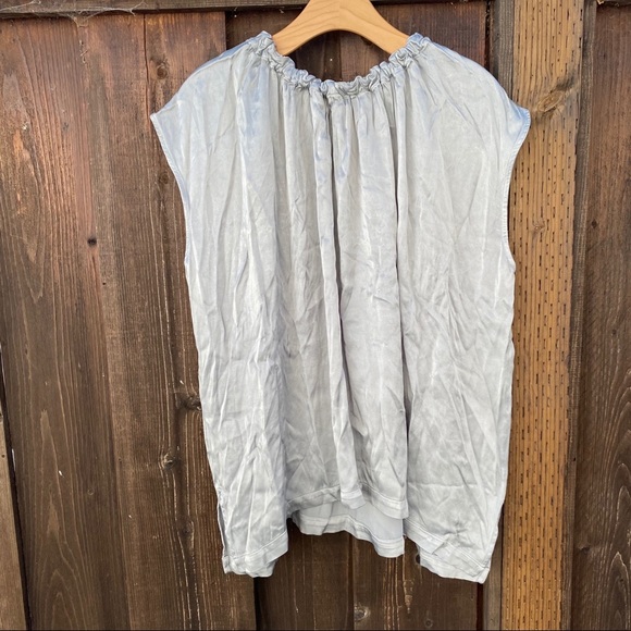 NWT Tina+Jo Martini Satin Raw Neck Sleeveless top - Picture 7 of 7